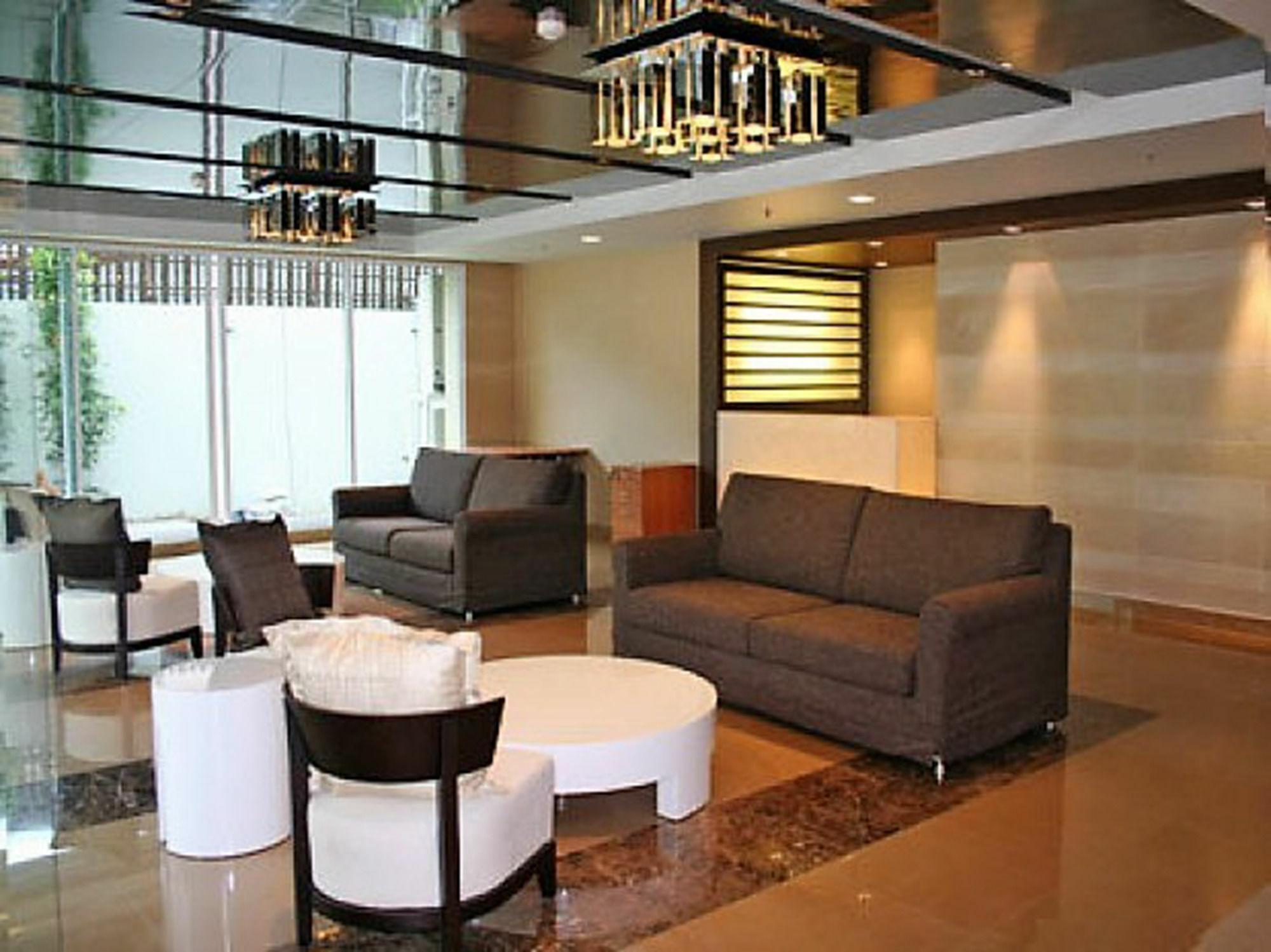 Double Trees Residence Bangkok Extérieur photo