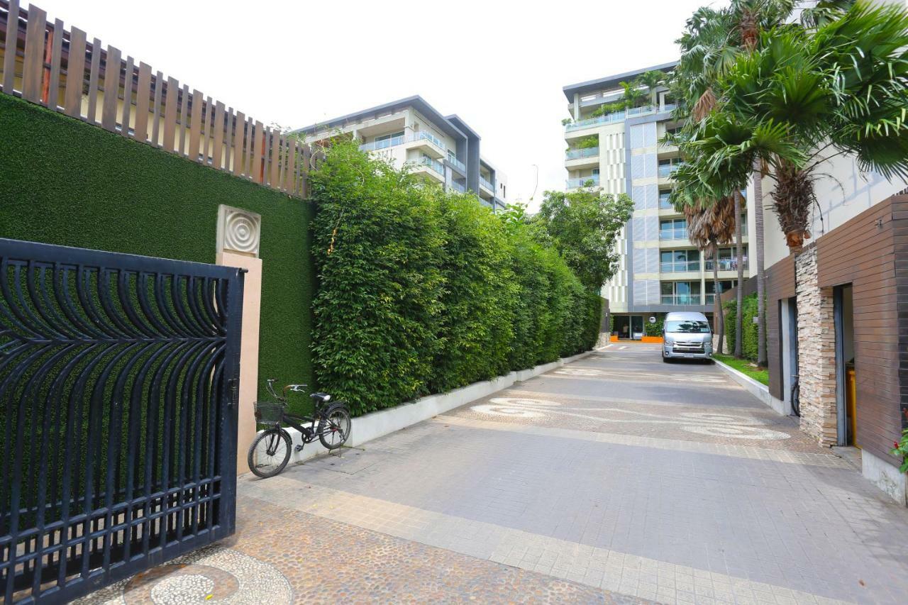 Double Trees Residence Bangkok Extérieur photo